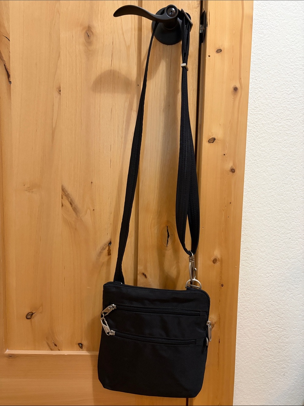 TRAVELON Anti-Theft Classic Slim Crossbody Bag travel bag